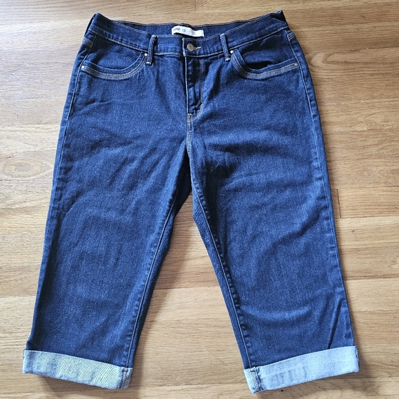 Levi's Stretch Capri Jeans Women's Size 12 Cuffed Leg 31" Waist X 18" Inseam Len - Picture 1 of 15